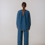 Ярко-синяя джинсовая рубашка без воротника от Toteme